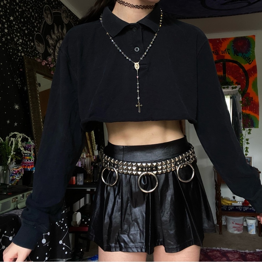 Cropped Black Button Up Shirt ⛓️🖤